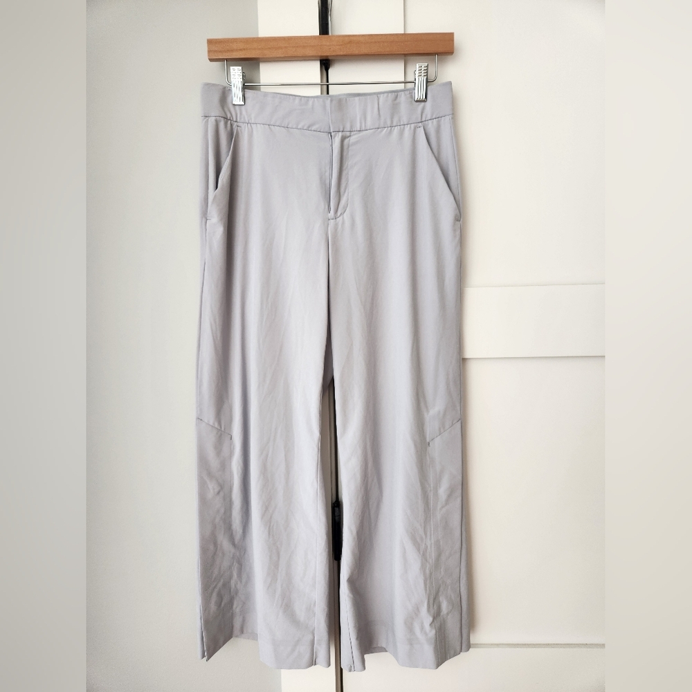Athleta Tribeca Crop Pant Size 4 Grey